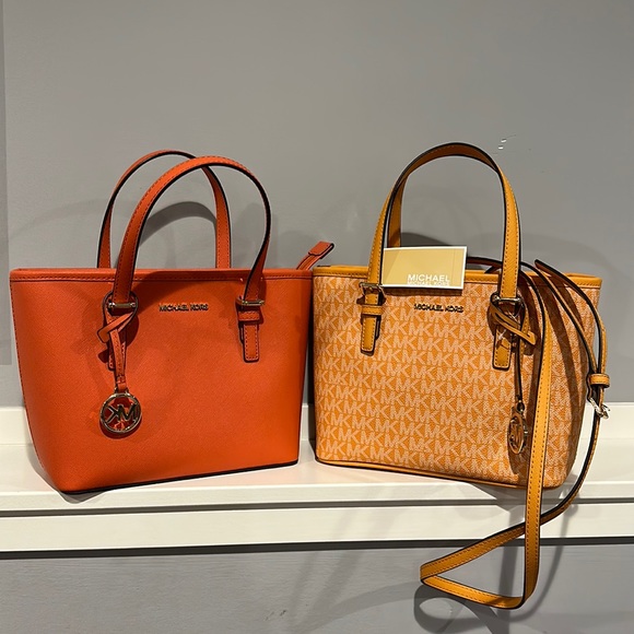 Michael Kors Small Jet Set Travel - Picture 1 of 7